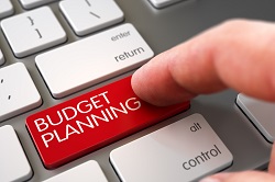 budget planning when interest rates rise or fall image